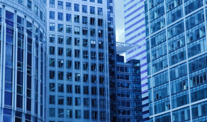 Продажи в половине новосибирских строек приостановлены