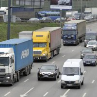 Мэрия продлила запрет на передвижение большегрузов по дорогам Новосибирска в час пик