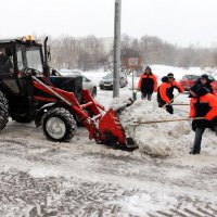 Мэрия Новосибирска в условиях ЧС удвоила вывоз снега с улиц