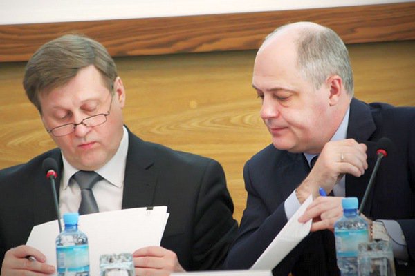 Анатолий Локоть и Андрей Ксензов (правее)